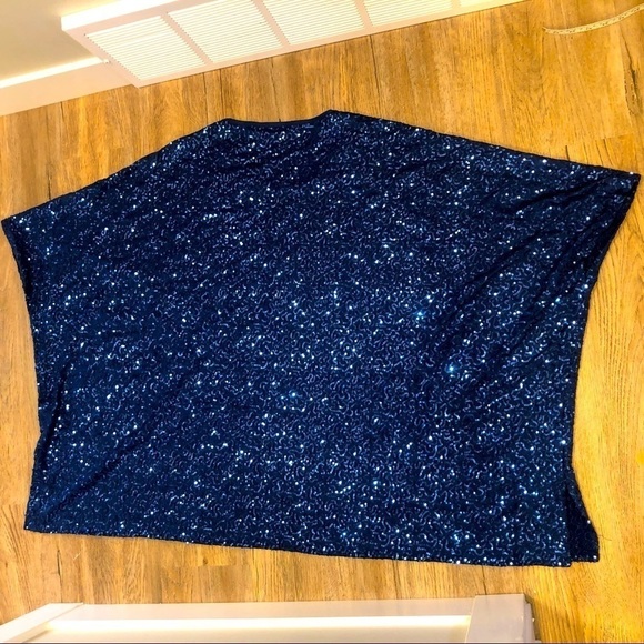CAROLINE Rose Metallic Blue Sequin Sequinned Draped Flowy Tunic Top OS Plus Size - Picture 3 of 8